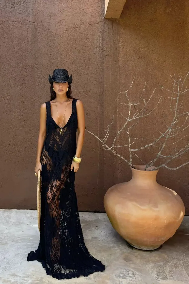 Vestido Negro de Encaje: Elegancia Atemporal para Noches Especiales de ootd para argentina