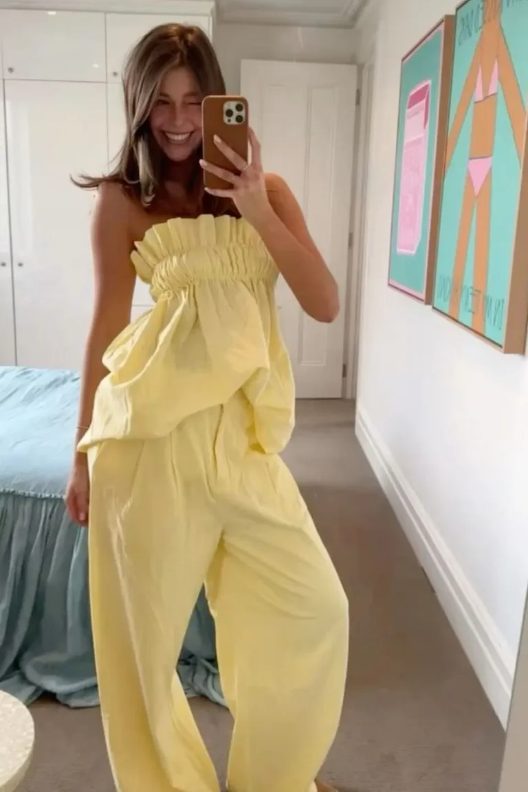 Mono Amarillo Pastel con Volantes: La Tendencia del Verano de ootd para argentina