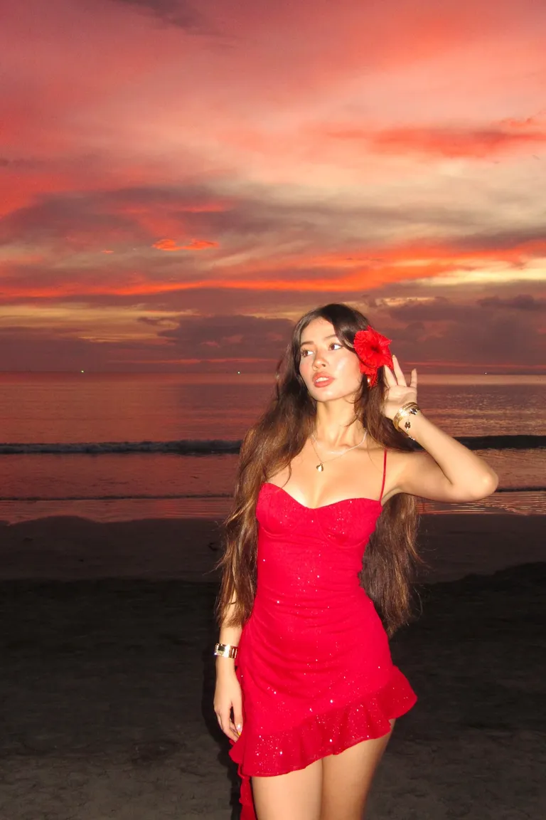 Vestido Rojo Pasión para Atardecer en la Playa de ootd para argentina
