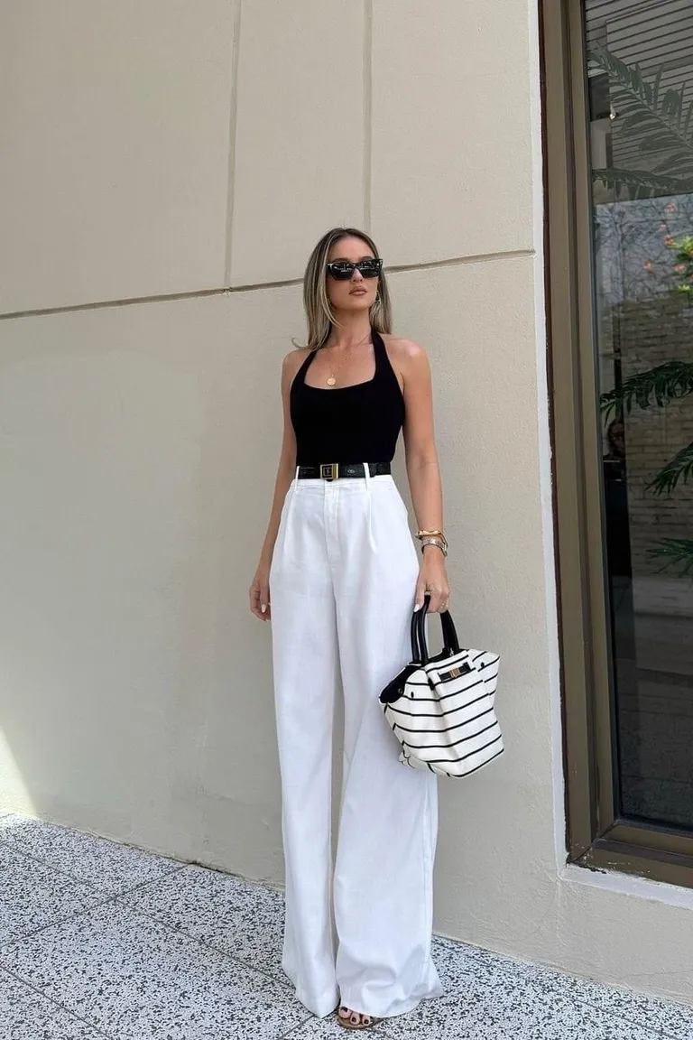 Look Minimalista Veraniego: Pantalón Blanco y Top Negro de ootd para argentina