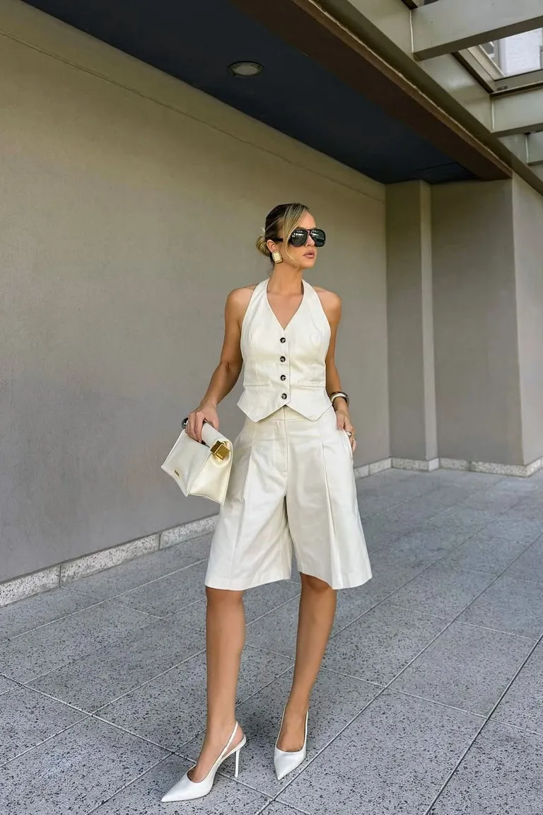 Look Total White: Conjunto Minimalista Elegante de Verano de ootd para argentina