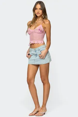 Top crochet bordado quince de Edikted en Tops para argentina