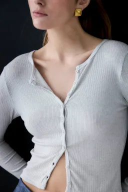 Remera botones vicky de Audaz en Remeras para argentina