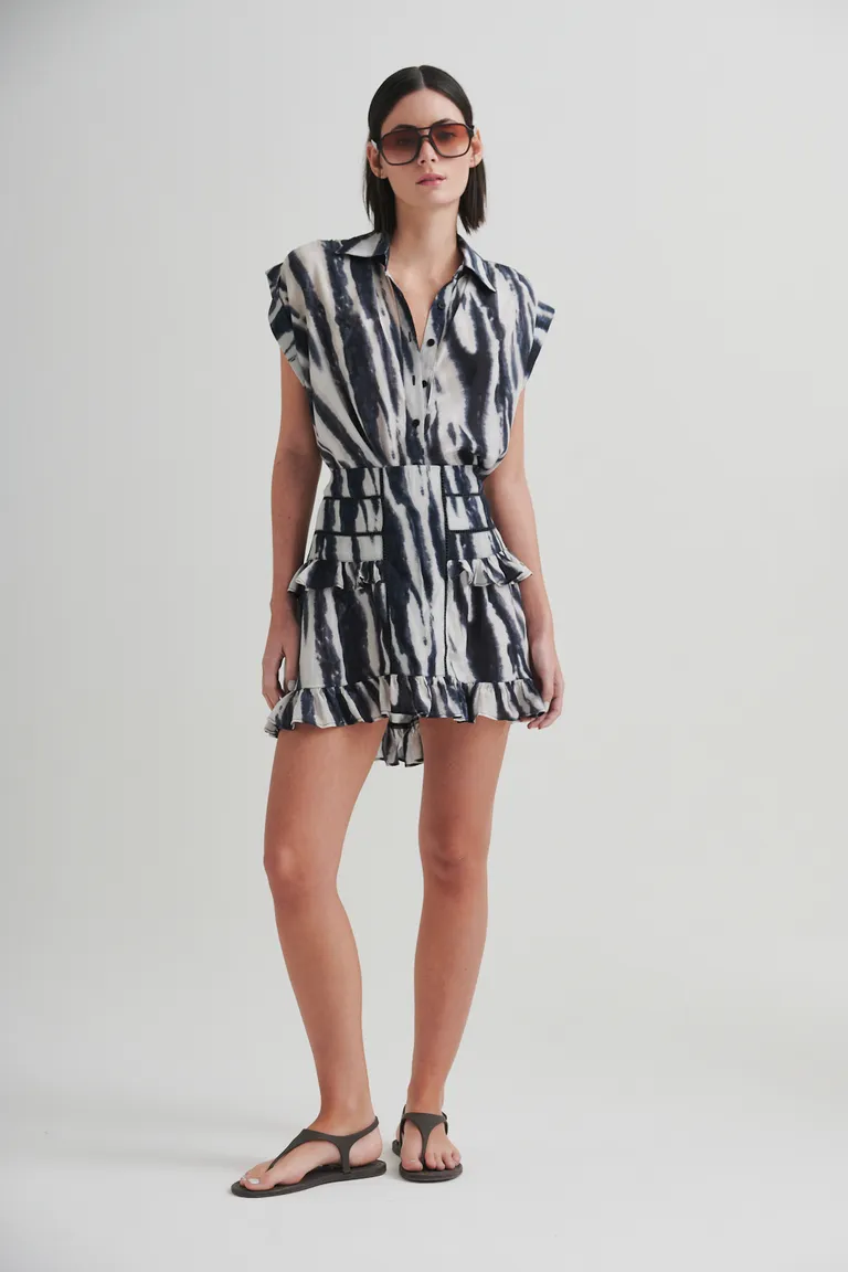 Falda con estampa artística, volados y cintura alta de Sweet en Faldas para argentina