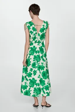 Vestido largo estampado evasé de Mango en Vestidos para argentina