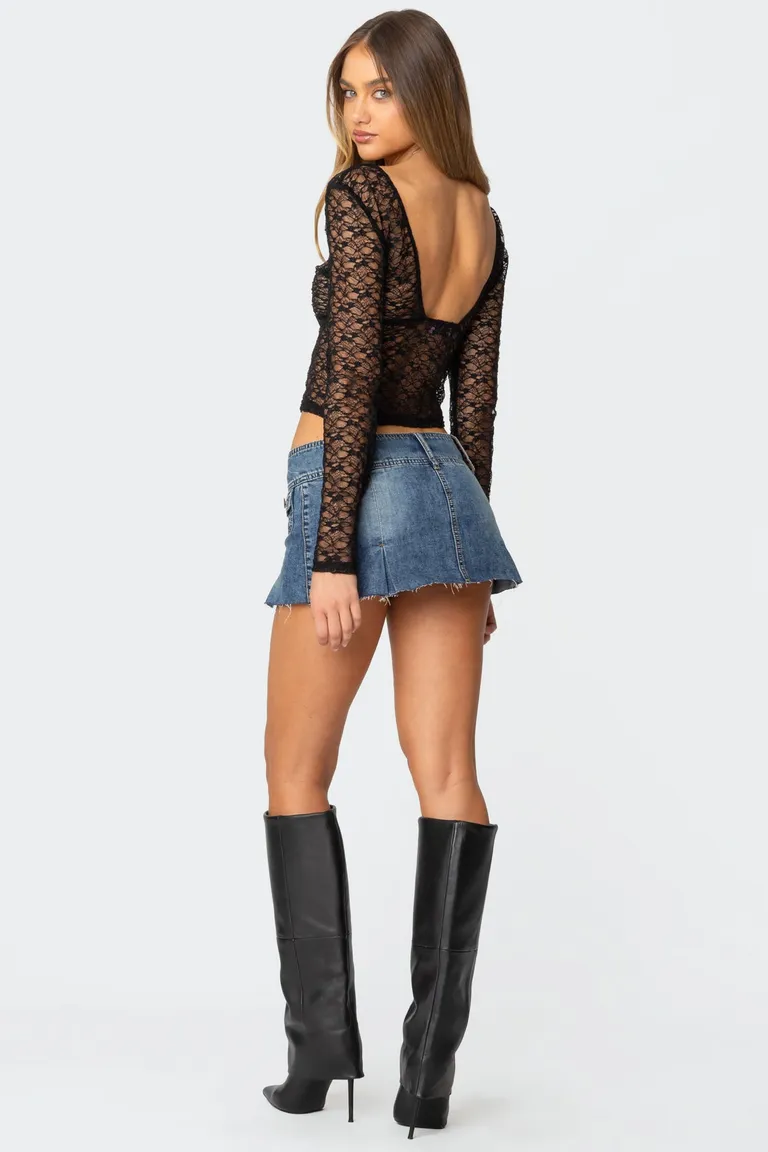 Top encaje escote de Edikted en Tops para argentina