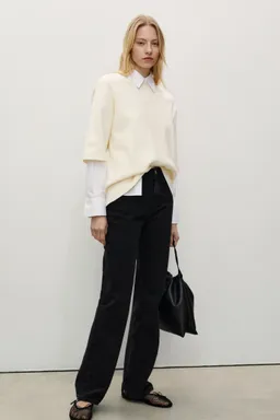Jeans matilda rectos tiro medio de Mango en Pantalones para argentina