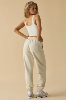 Pantalones jogger tiro medio hueso de Oh Polly en Pantalones para argentina