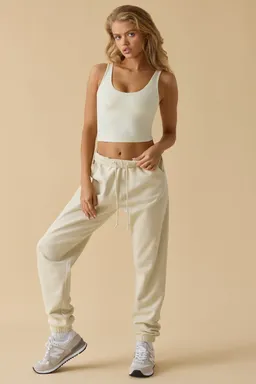 Pantalones jogger tiro medio hueso de Oh Polly en Pantalones para argentina