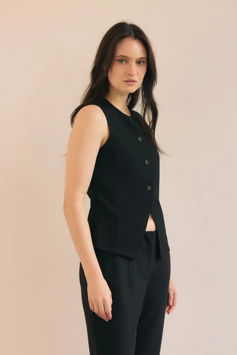 Chaleco sastre de corte entallado con abotonadura frontal para mujer de Portsaid en Chalecos para argentina