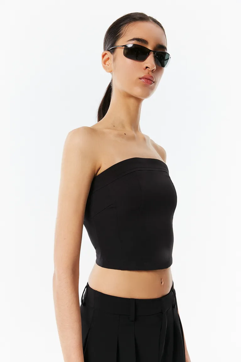 Top corsetero negro con cierre metálico en la espalda de Naíma en Tops para argentina