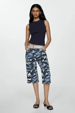 Bermudas jean camufladas de Mango en Pantalones para argentina