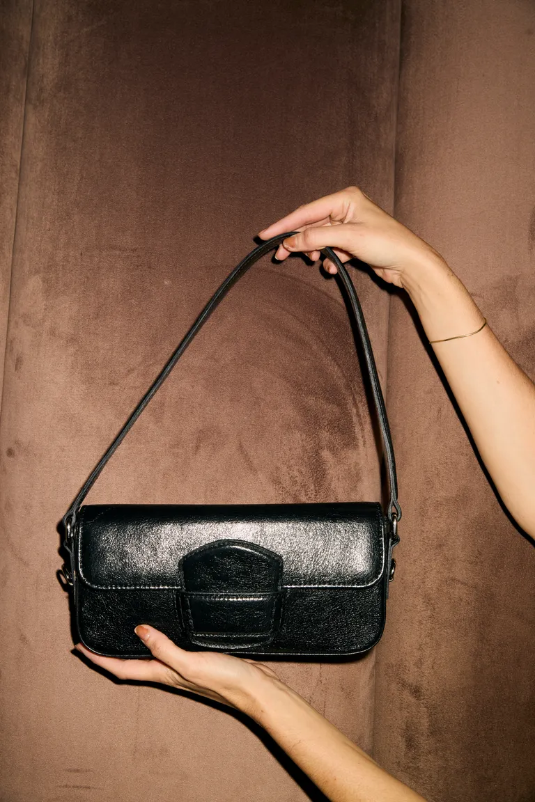 Mini bolso rectangular de cuero con acabado brillante de Justaosadia en Bolsos y Carteras para argentina