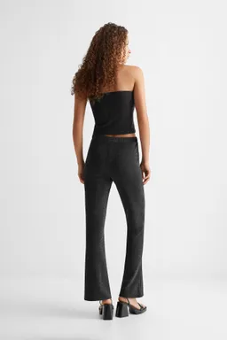 Leggings acabado brillante de Mango Teen en Pantalones para argentina