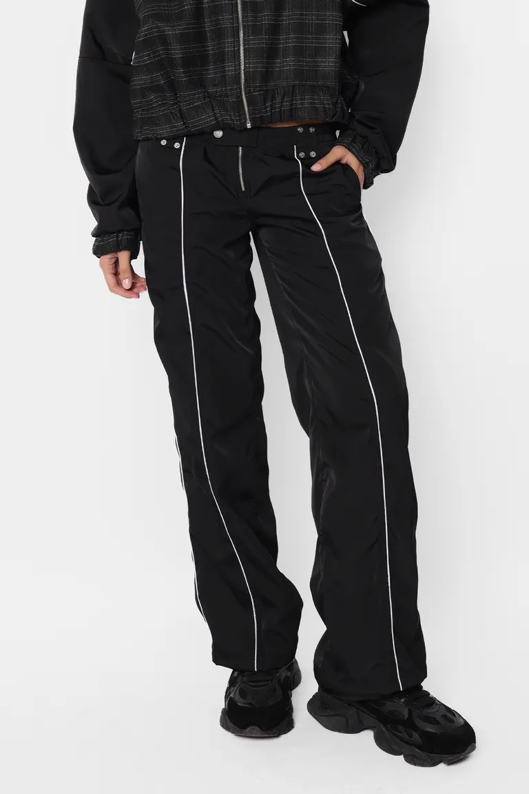 Pantalón deportivo de corte recto con detalles de recortes a contraste de Top White en Pantalones para argentina