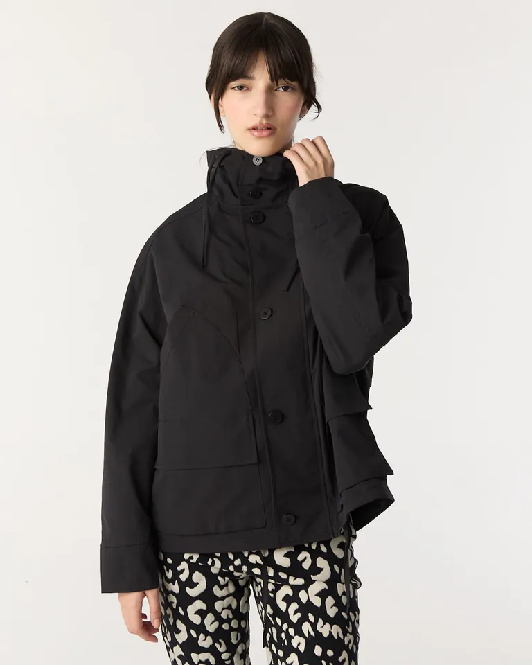 Campera de mujer con capucha y bolsillos delanteros de acceso doble de Furzai en Chaquetas para argentina