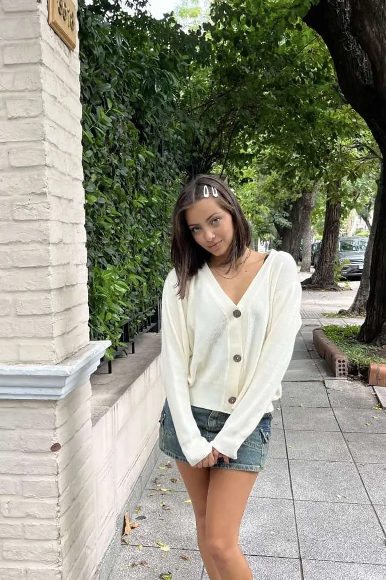 Cardigan Botones Elegante de Hesed en Buzos y Sweaters para argentina