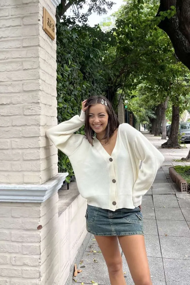 Cardigan Botones Elegante de Hesed en Buzos y Sweaters para argentina