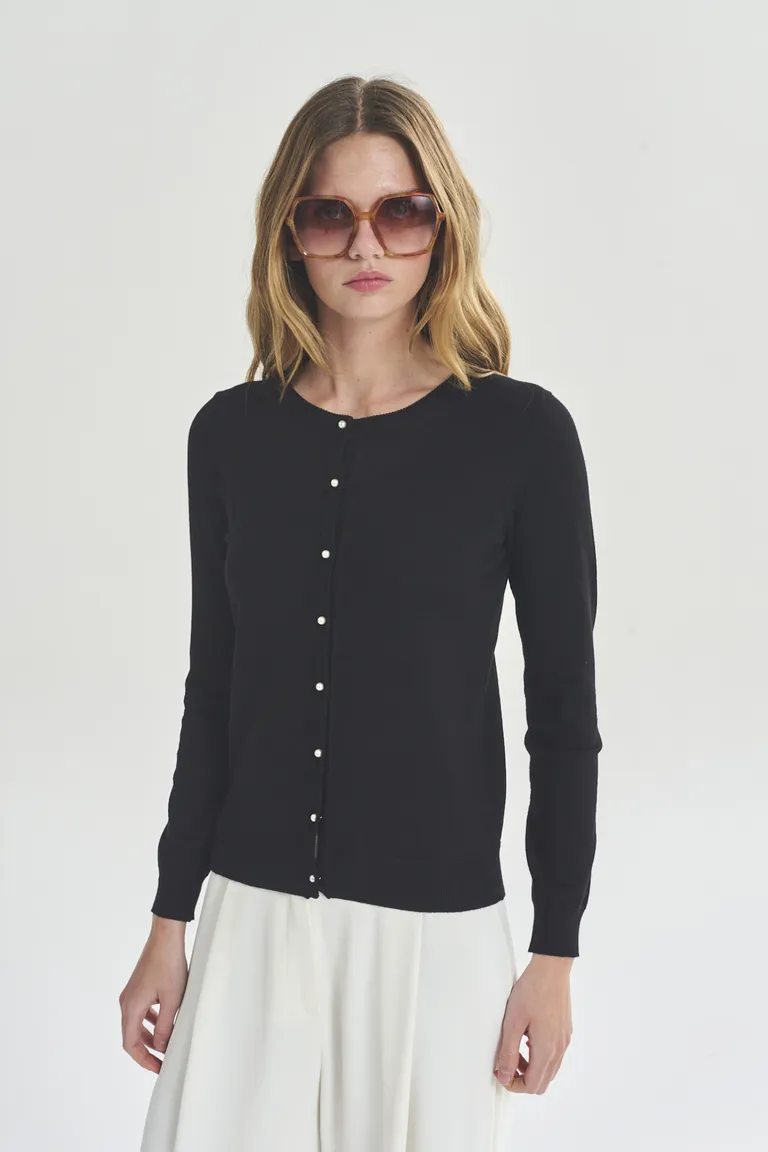 Cardigan de punto negro para mujer con cierre frontal - Indumentaria Mujer de Akiabara en Buzos y Sweaters para argentina