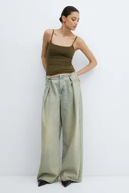 Top tirantes cuello escotado de Mango en Tops para argentina