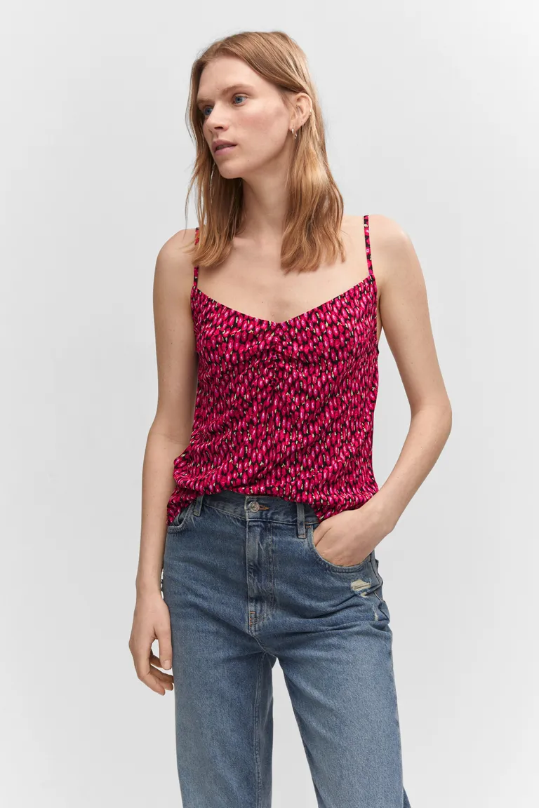 Top fruncido estampado de Mango en Tops para argentina