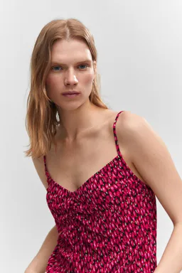 Top fruncido estampado de Mango en Tops para argentina