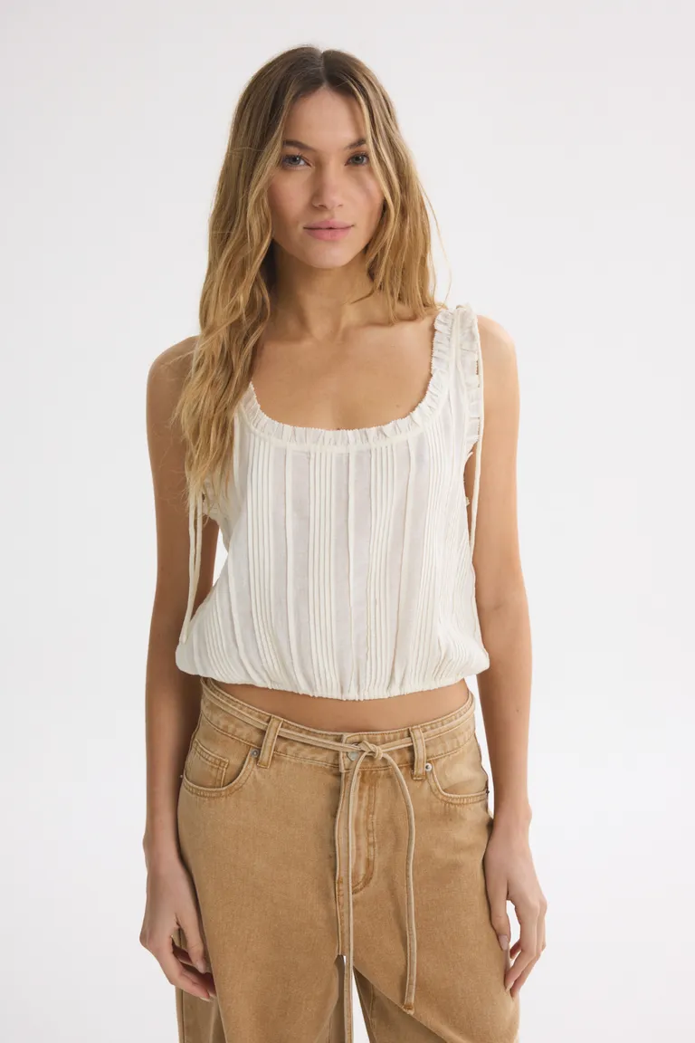 Blusa femenina de corte amplio y silueta relajada de Akiabara en Blusas para argentina