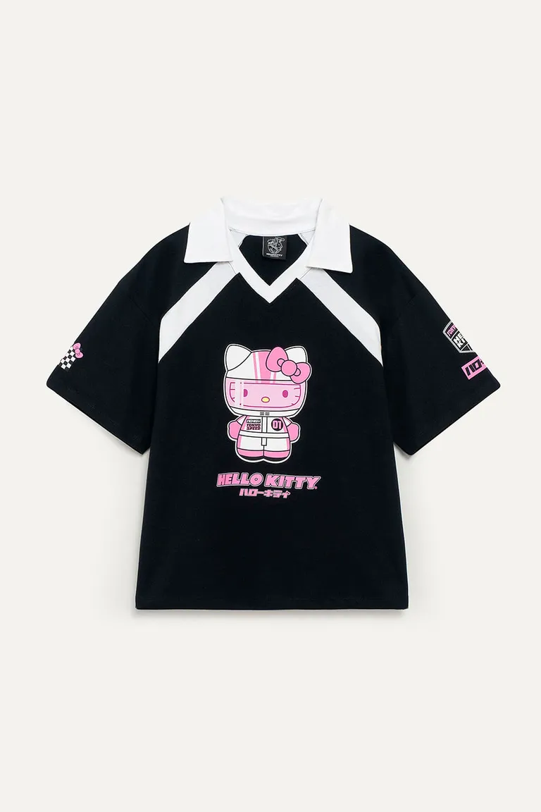 Remera deportiva de manga corta con estampa de Hello Kitty en tono negro de 47 Street en Remeras para argentina