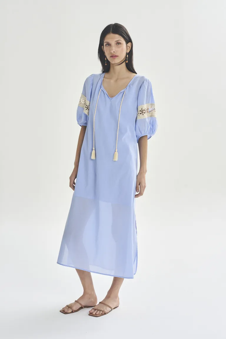 Vestido largo de corte elegante en tono azul cielo para mujer de Akiabara en Vestidos para argentina