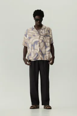 Camisa estilo resort estampada de Lefties en Camisas para argentina
