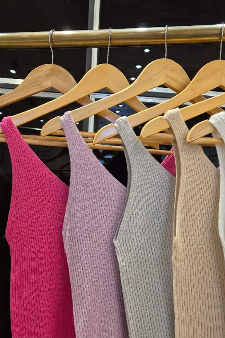 Musculosa Escote V de Hesed en Tops para argentina