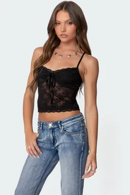 Top cami encaje transparente de Edikted en Tops para argentina