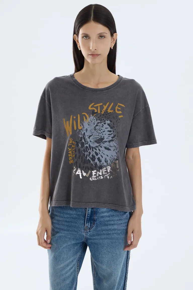 Remera de manga corta con cuello redondo y estampa gráfica central con efecto de lavado de Portsaid en Remeras para argentina