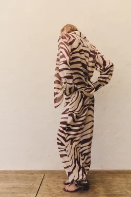 Camisa fluida estampado cebra de Mango en Camisas para argentina