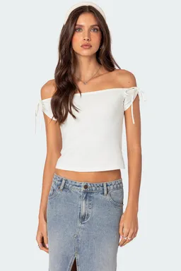 Top jess hombros descubiertos de Edikted en Tops para argentina