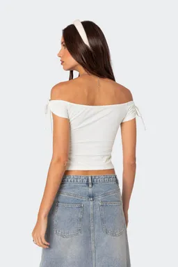 Top jess hombros descubiertos de Edikted en Tops para argentina