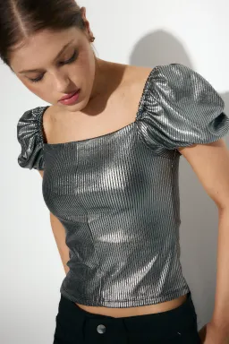 Top lari escote cuadrado de Audaz en Tops para argentina