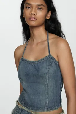 Top denim deshilachado de Mango en Tops para argentina