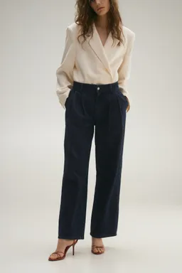 Jean wideleg pinzas rinse wash de Mango en Pantalones para argentina