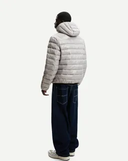 Cazadora acolchada ligera de Bershka en Abrigos y Camperas para argentina