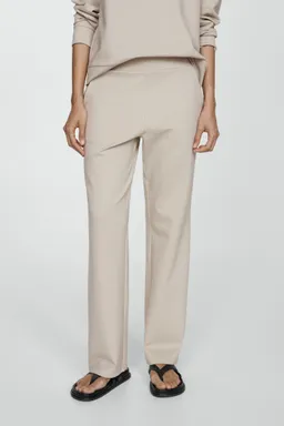 Pantalón jogger con bolsillos de Mango en Pantalones para argentina