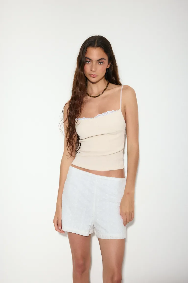 Musculosa de algodón arrugado con detalles de encaje en el corpiño de Audaz en Tops para argentina