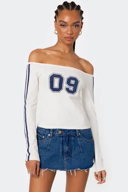 Remera hombros descubiertos de Edikted en Remeras para argentina