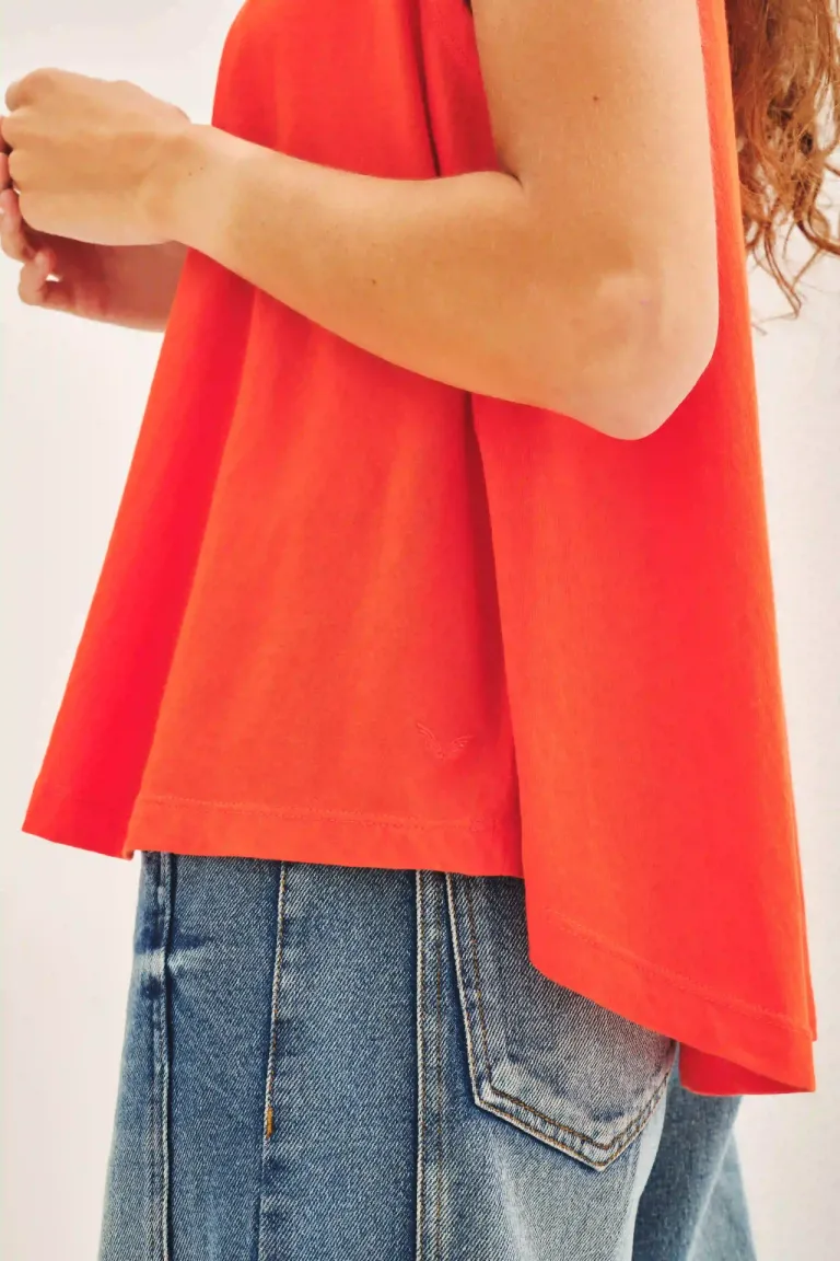 Musculosa de algodón con diseño clásico y línea A de Rapsodia en Tops para argentina