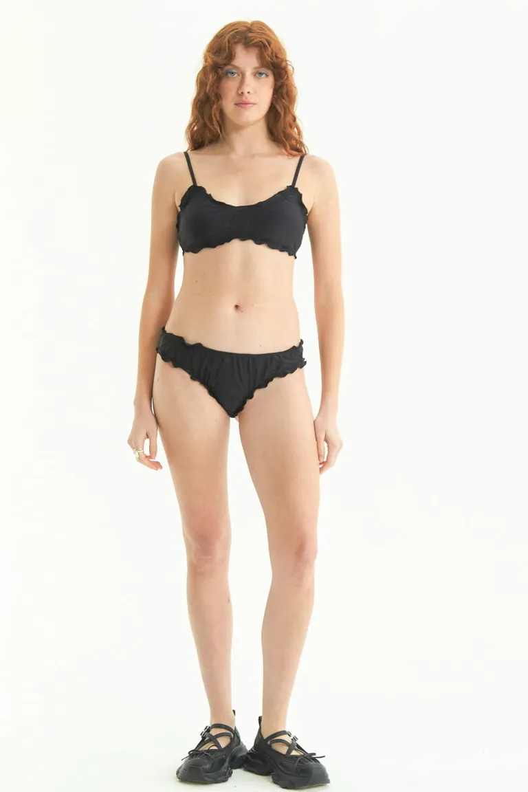 Conjunto de Bikini Bordado con Detalles Florales para Mujer de Las Pepas en Swimwear y Beachwear para argentina