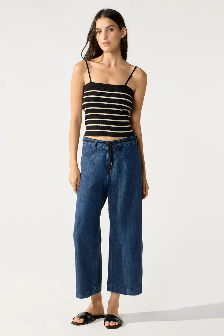 Pantalones de denim wide crop con pinzas y cordón trenzado en la cintura de Cuesta Blanca en Pantalones para argentina