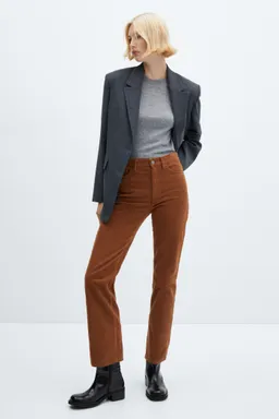 Pantalón recto tiro medio pana de Mango en Pantalones para argentina