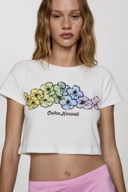 Camiseta crop estampada de Mango en Remeras para argentina