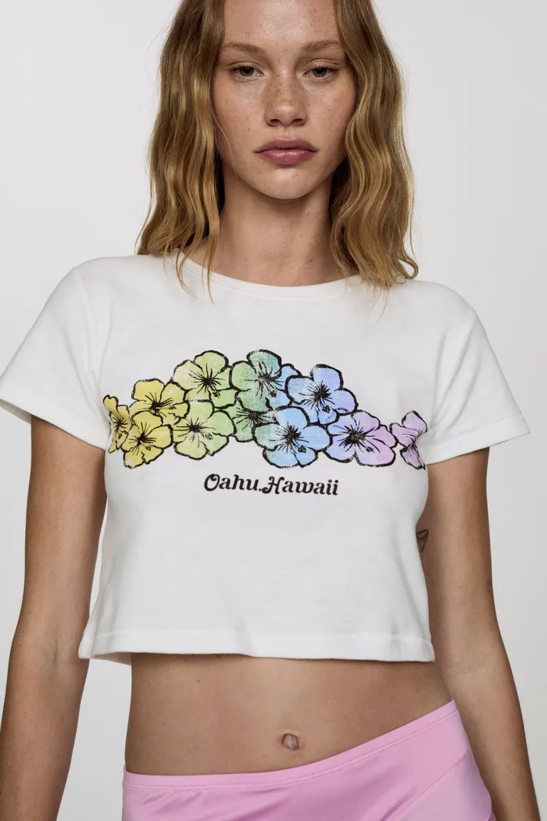 Camiseta crop estampada de Mango en Remeras para argentina
