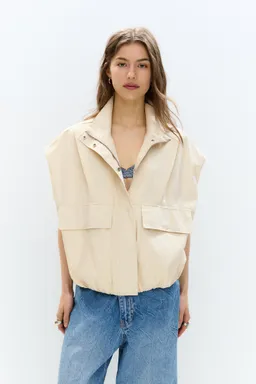 Chaleco bolsillos aplique de Pull&Bear en Chalecos para argentina